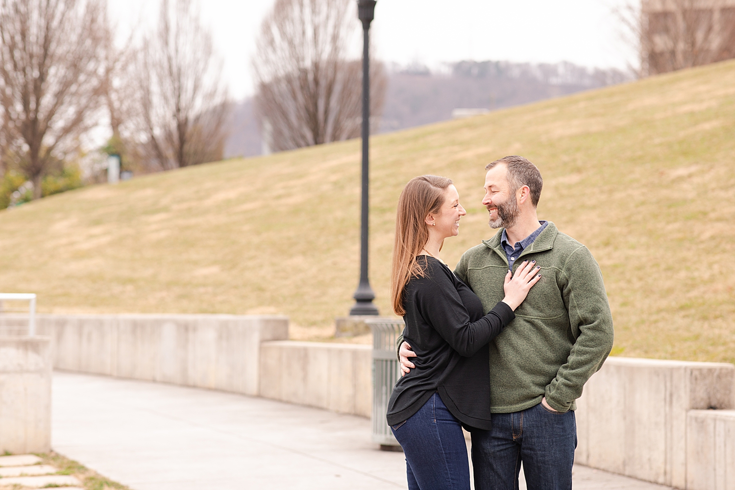 Downtown Roanoke Engagement Photo_0218.jpg