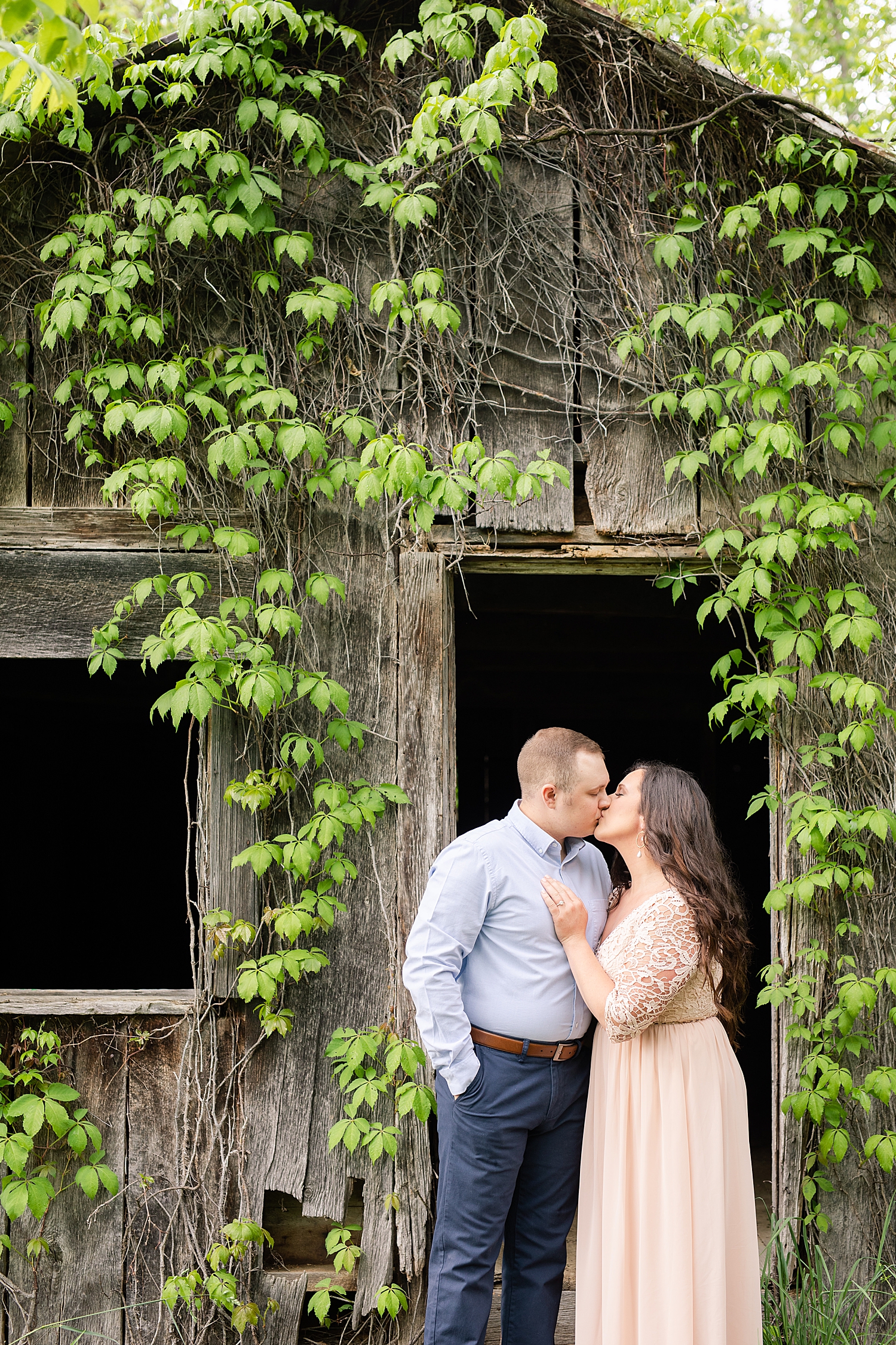 Spring Blacksburg Virginia Engagement Photo_0619.jpg