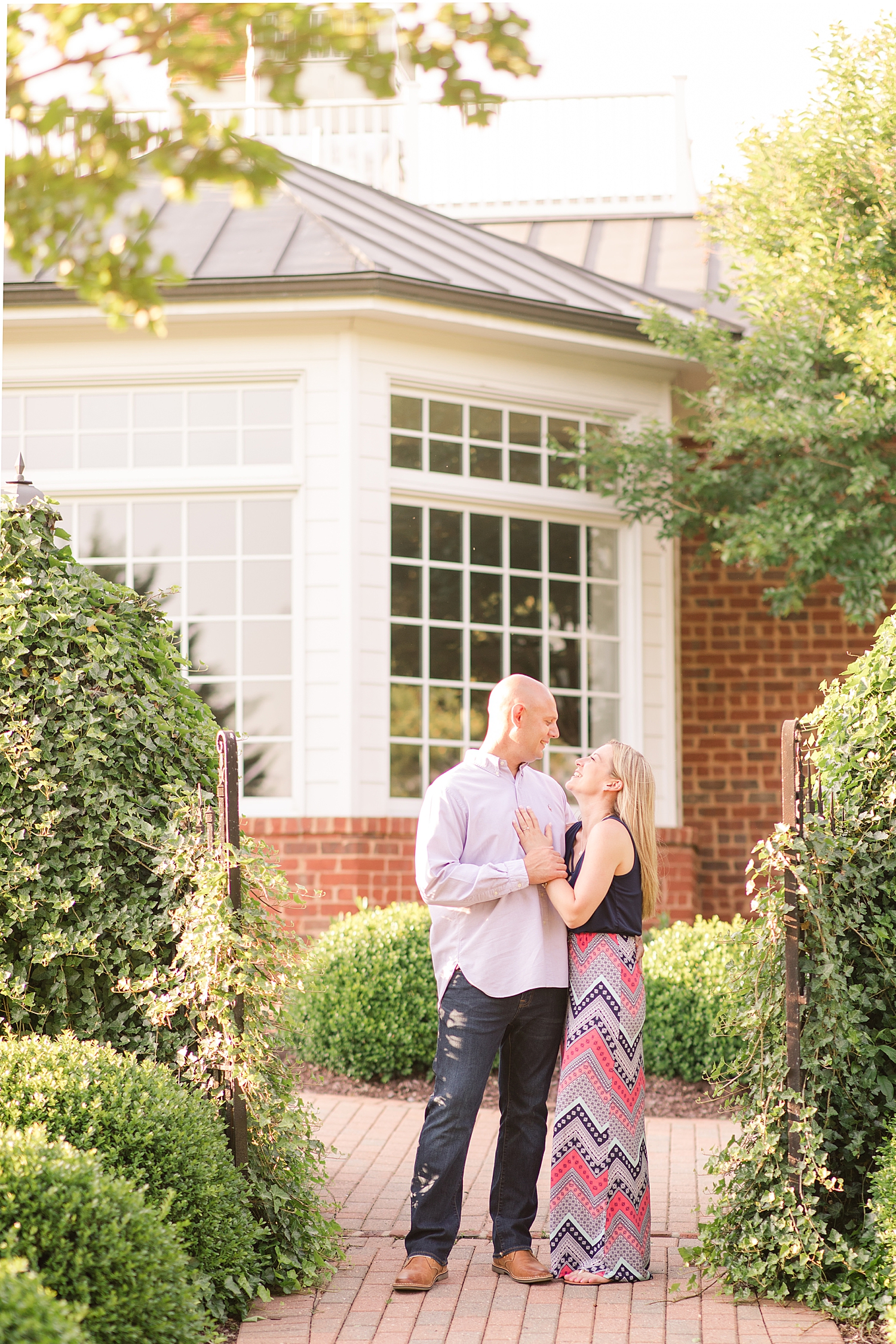 West Manor Estate Engagement Session Photo Virginia Wedding Photographer_0810.jpg