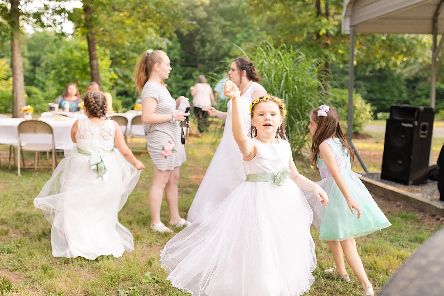 Intimate Spring Virginia Wedding Photo_0918.jpg