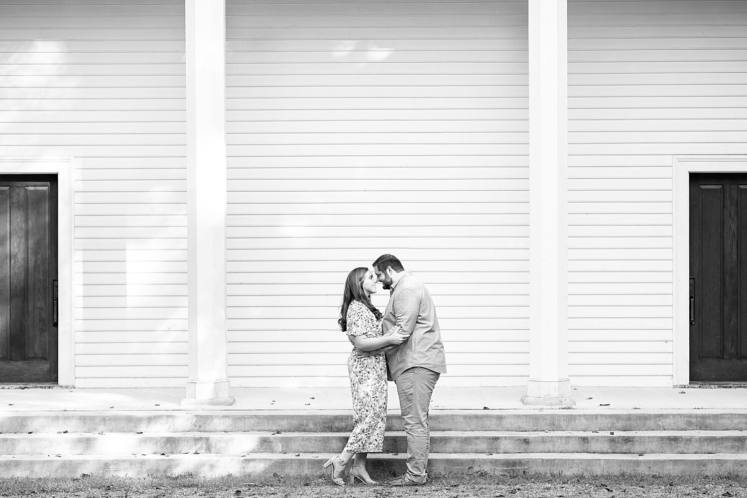 Explore Park Roanoke Engagement Session Photo_1407.jpg