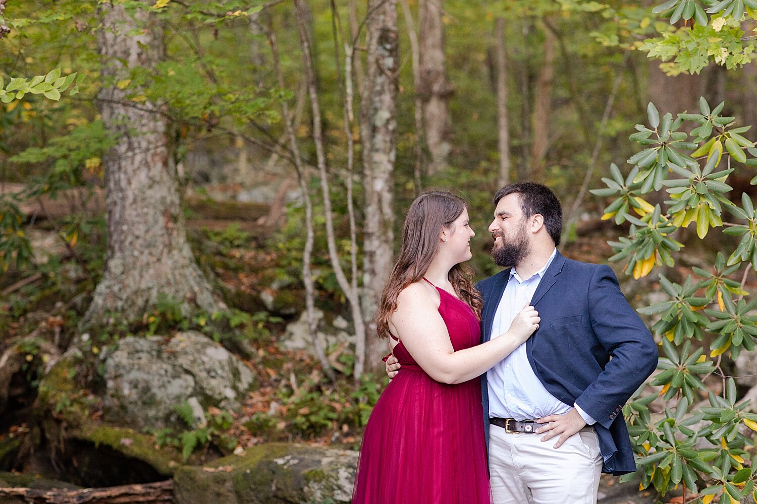 crabtree-falls-engagement-session-lynchburg-wedding-photographer-_1587.jpg