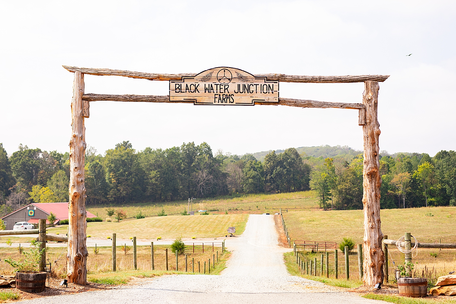 rustic-fall-pavilion-at-blackwater-creek-wedding-photo_1437.jpg