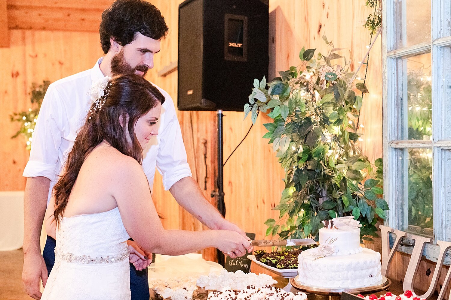 rustic-fall-pavilion-at-blackwater-creek-wedding-photo_1515.jpg