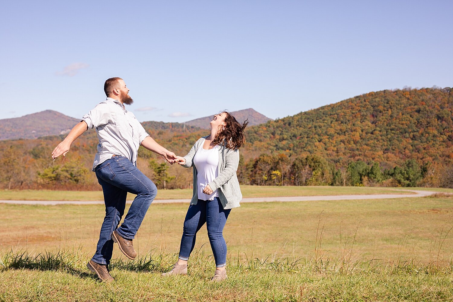 Fall-blue-ridge-parkway-engagement-session-_1961.jpg