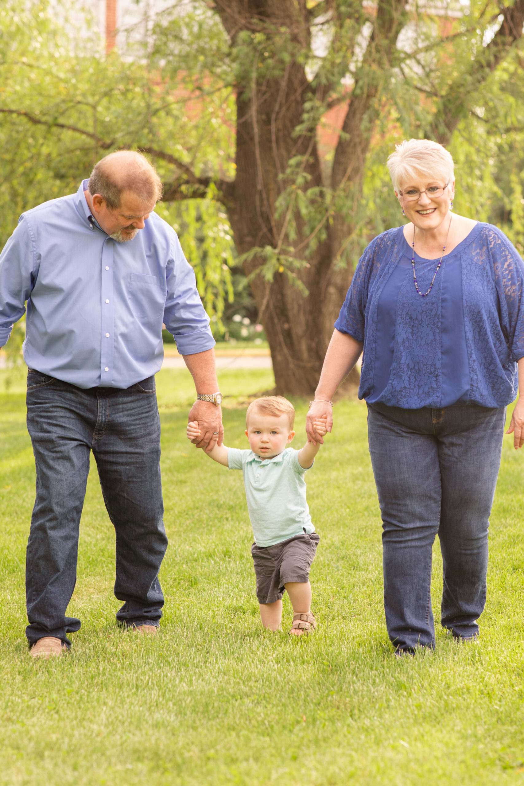 Annie and Andrew Family Session 2019_1824.jpg