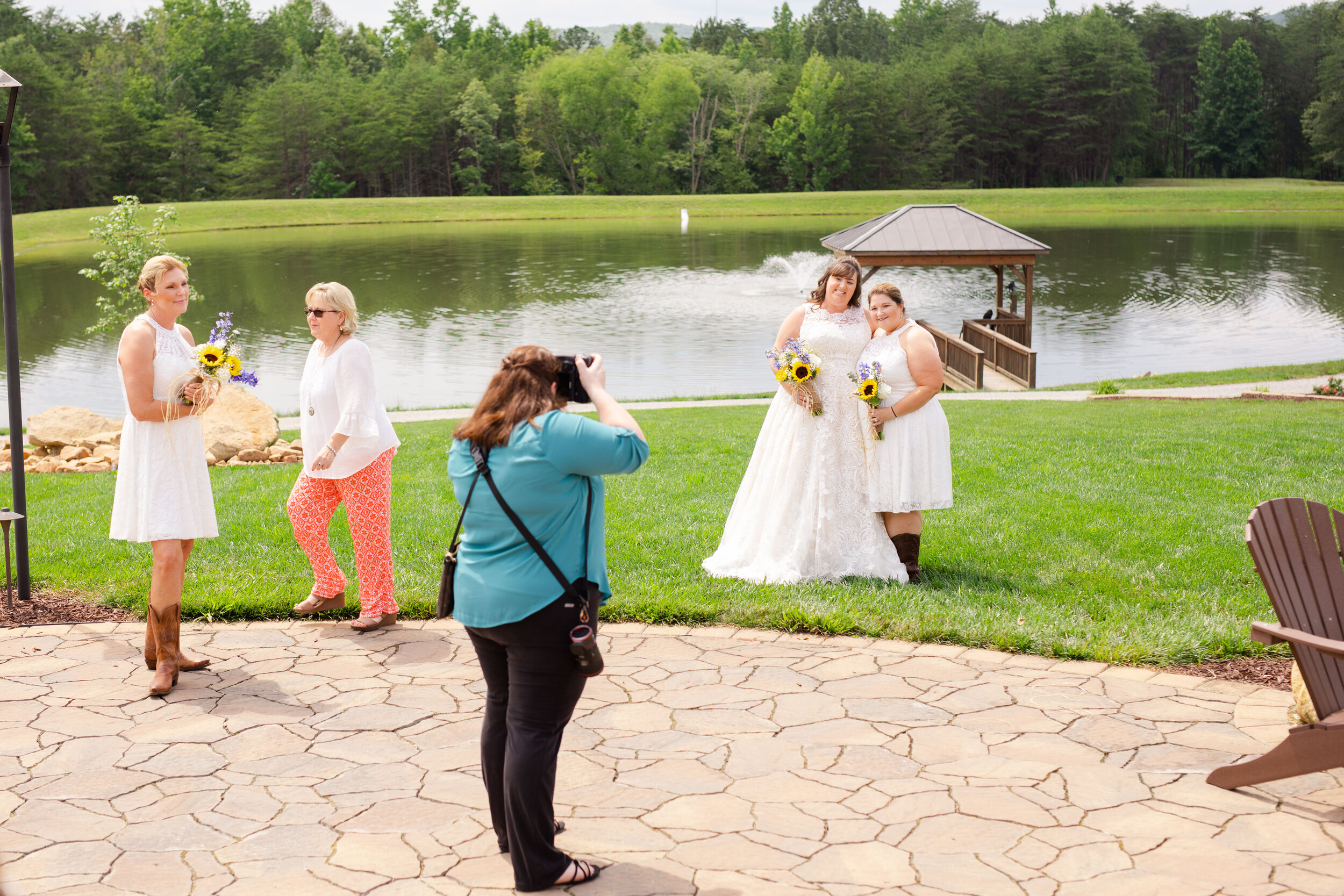 Behind the scenes Lynchburg wedding photographer_4044.JPG