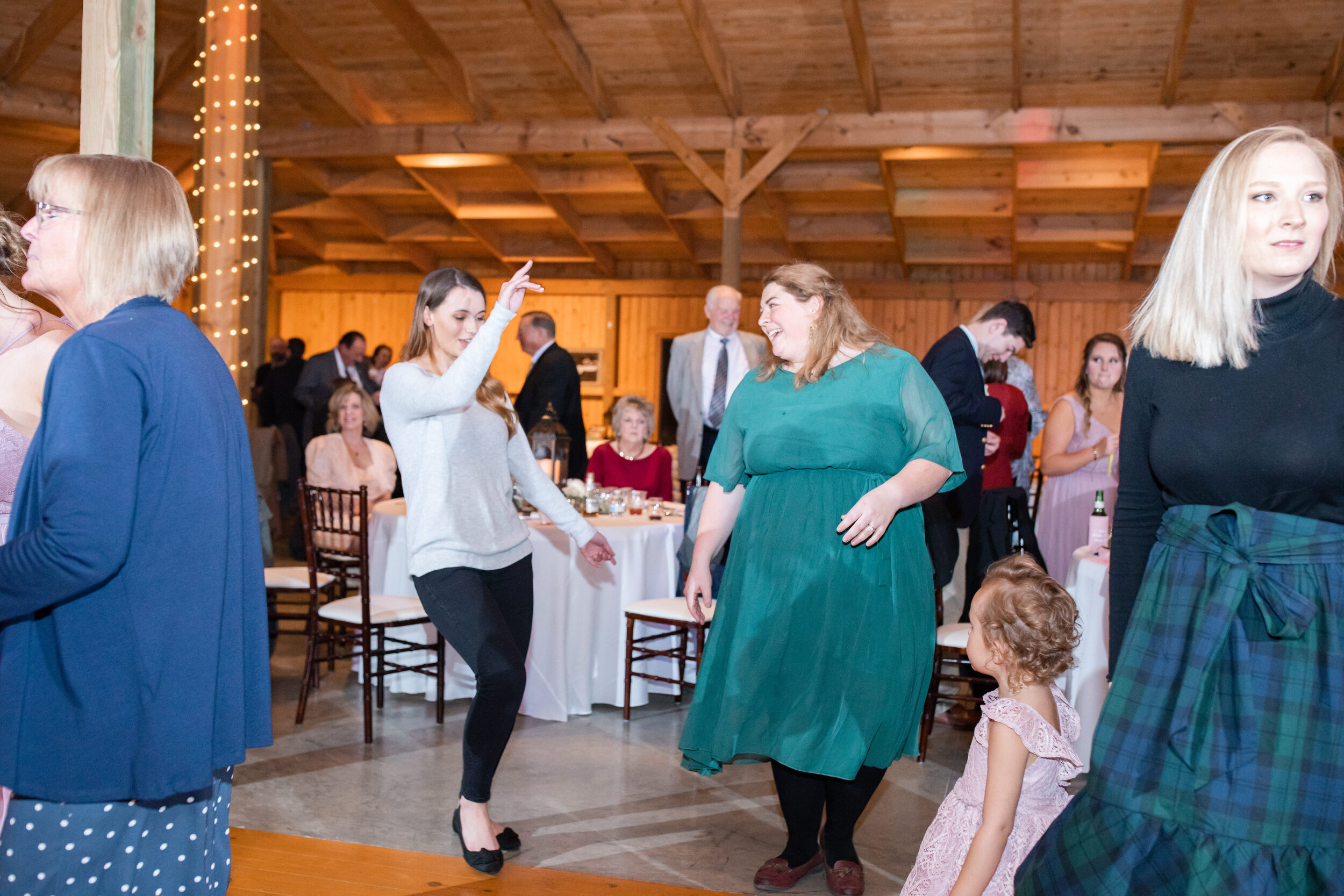 Behind the scenes Lynchburg wedding photographer_4110.JPG