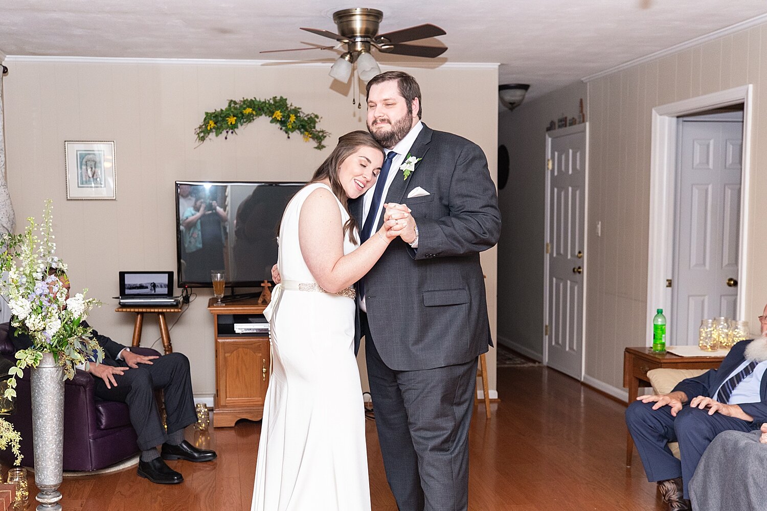 Roanoke Wedding Photographer_2776.jpg