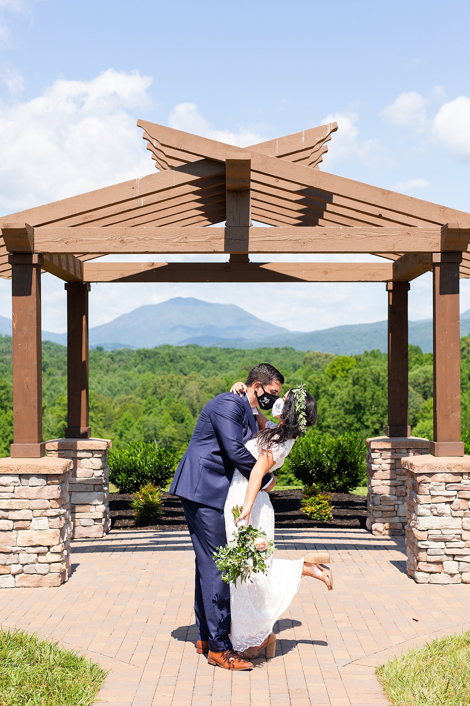 Glass Hill Venue Elopement_3100.jpg