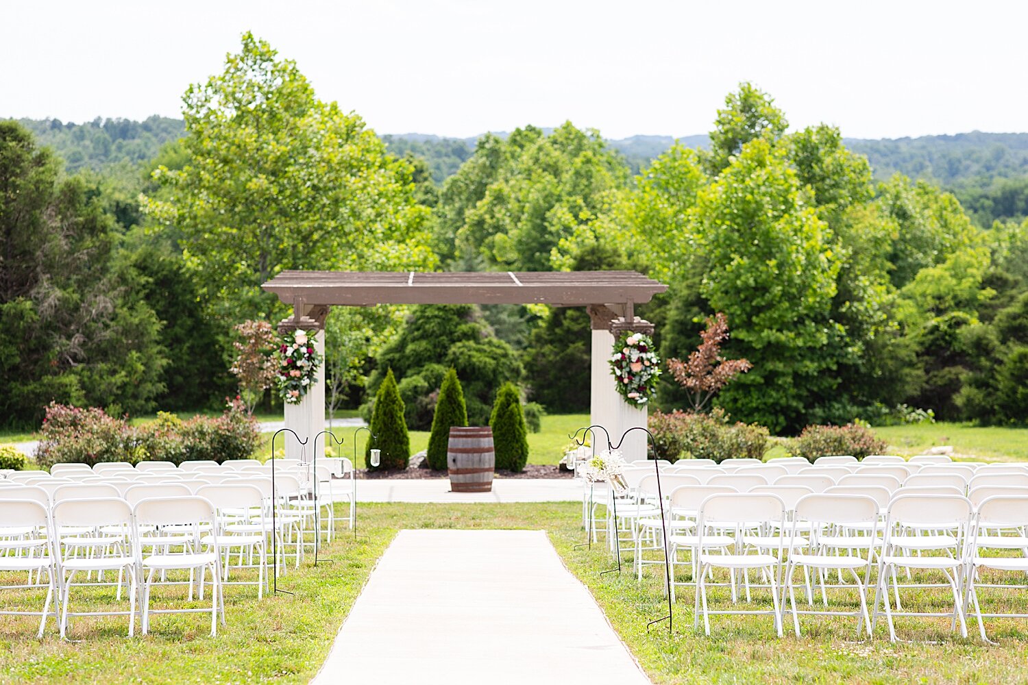 mountain ridge venue lynchburg wedding_3065.jpg