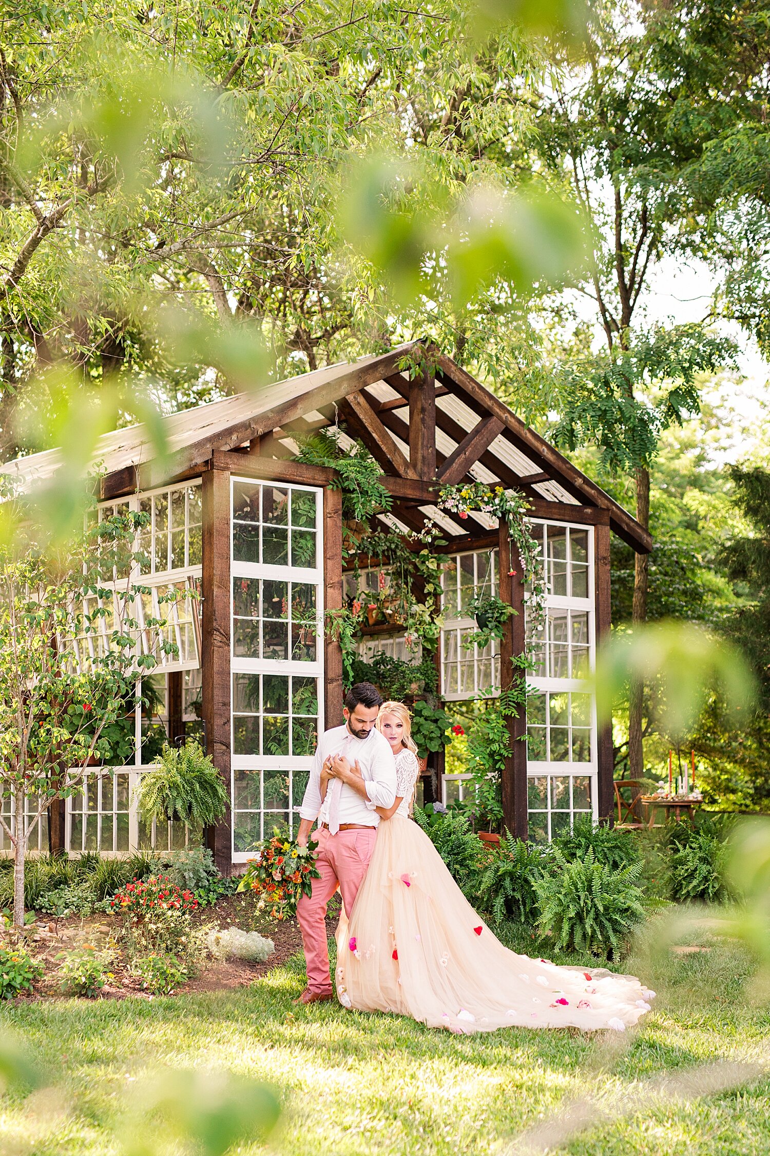 Greenhouse couples session_3308.jpg