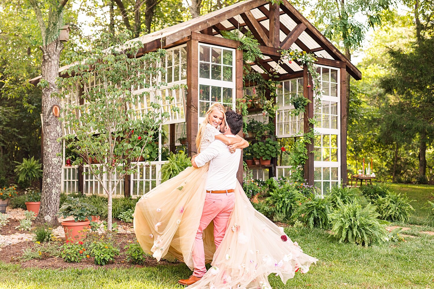 Greenhouse couples session_3329.jpg