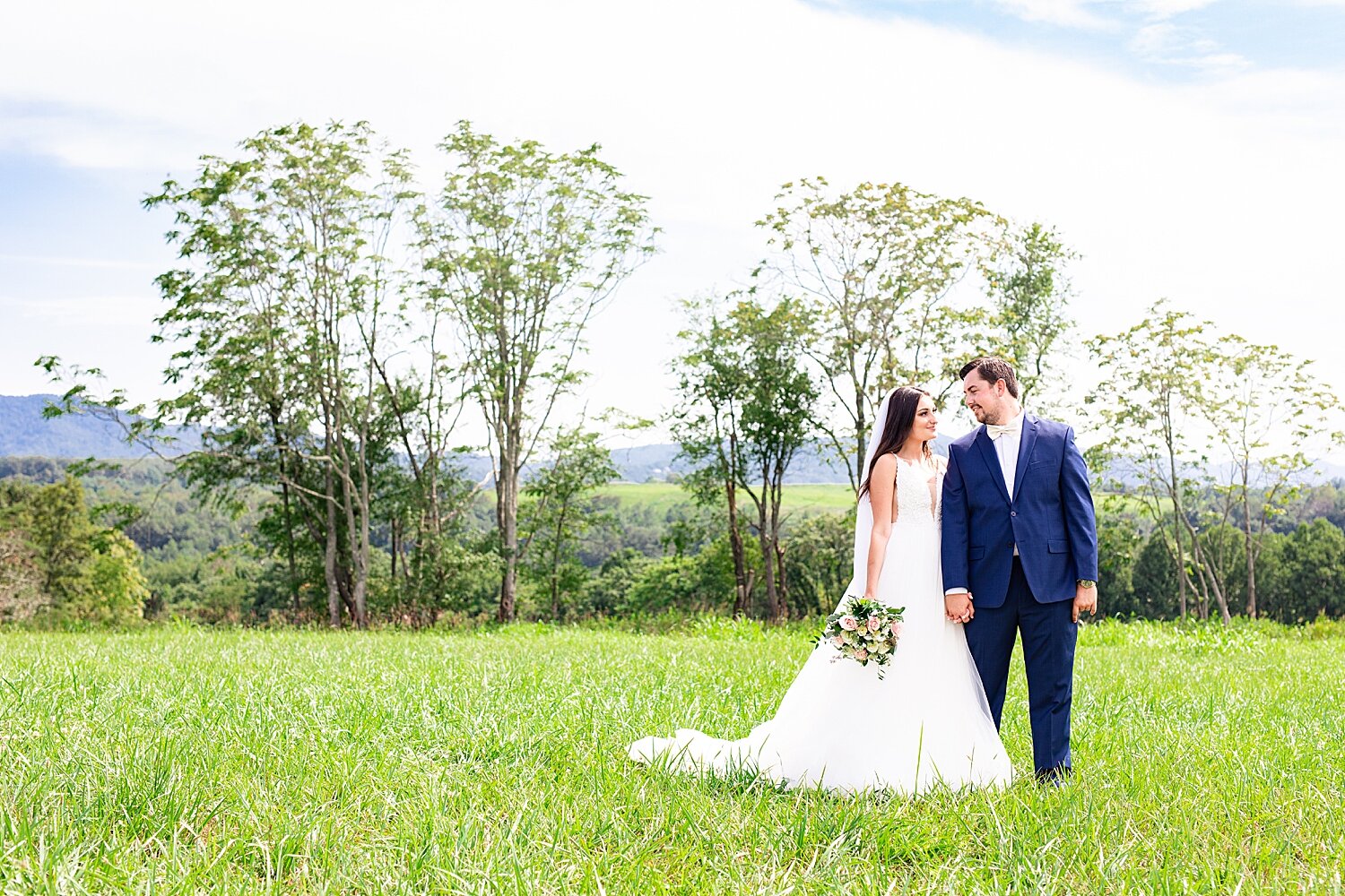 Roanoke Wedding Photographer_3445.jpg