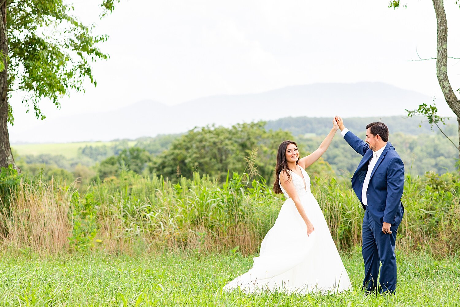 Roanoke Wedding Photographer_3448.jpg