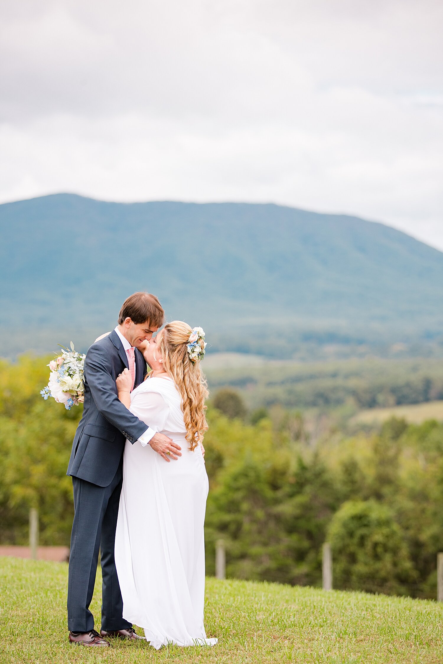 Barn at Back Creek Wedding_3894.jpg