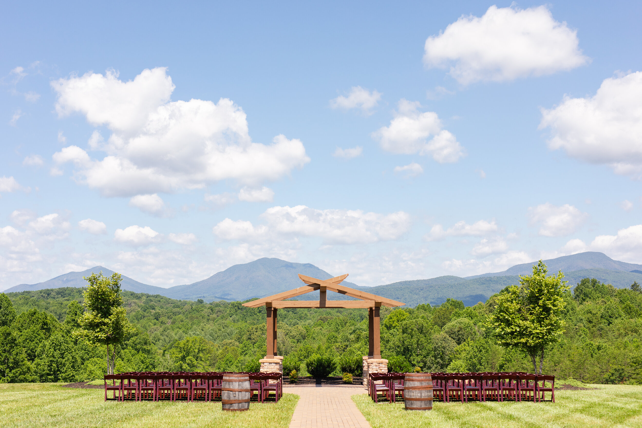 5 Favorite Lynchburg Wedding Venues | Lynchburg Wedding Photographer