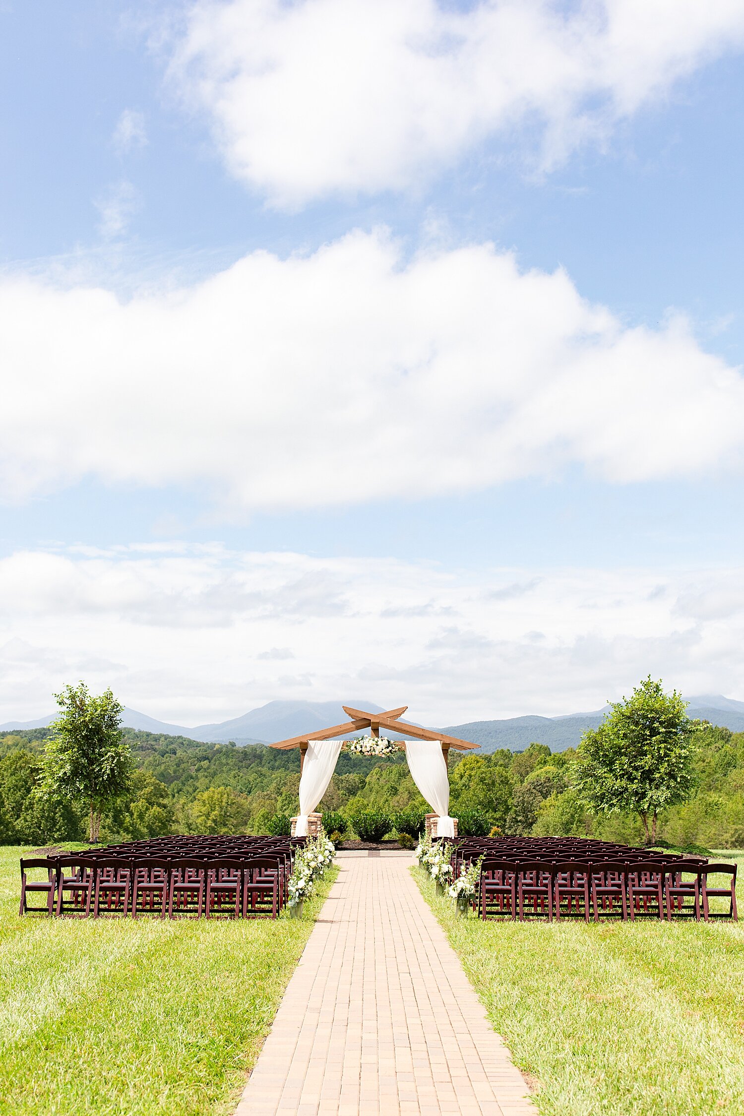 Summer Glass Hill Wedding_3704.jpg