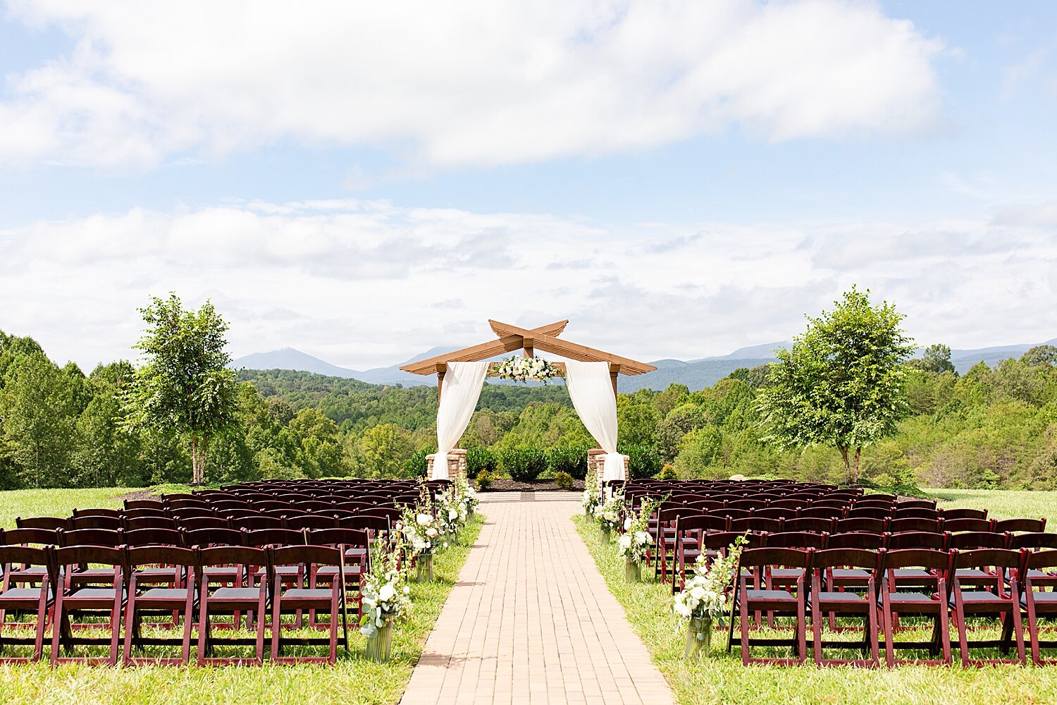 Summer Glass Hill Wedding_3705.jpg