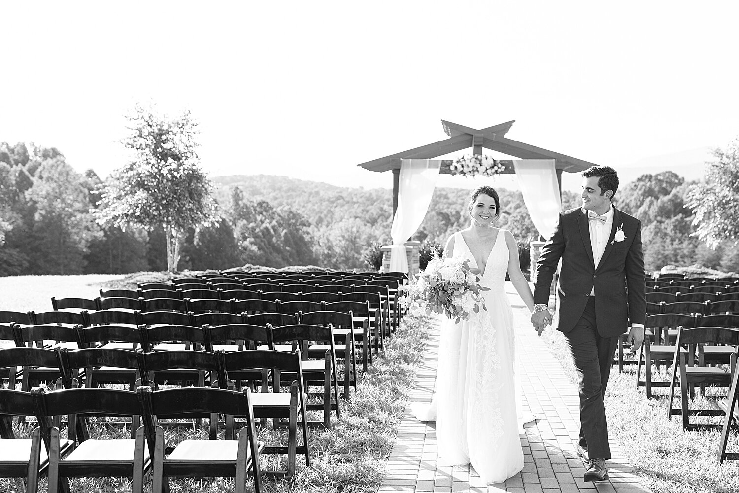 Summer Glass Hill Wedding_3752.jpg