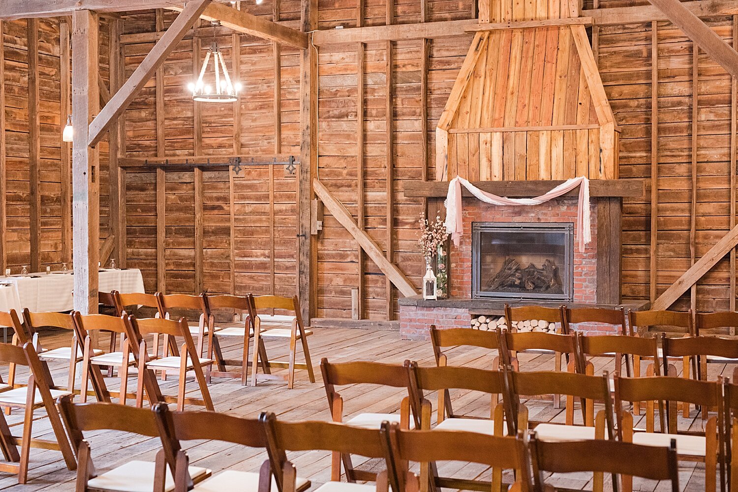 Cana Barn Wedding_4136.jpg