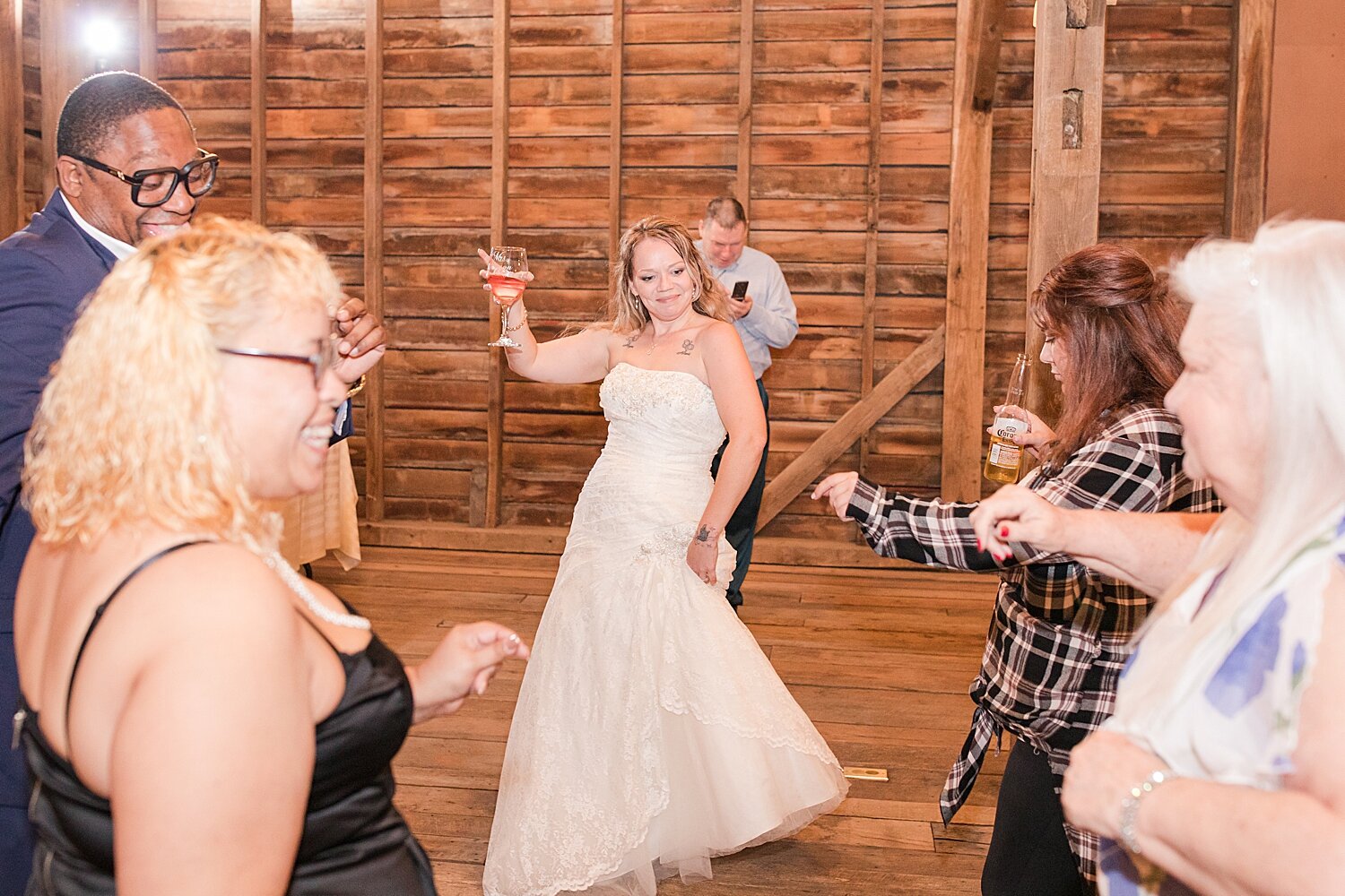 Cana Barn Wedding_4179.jpg