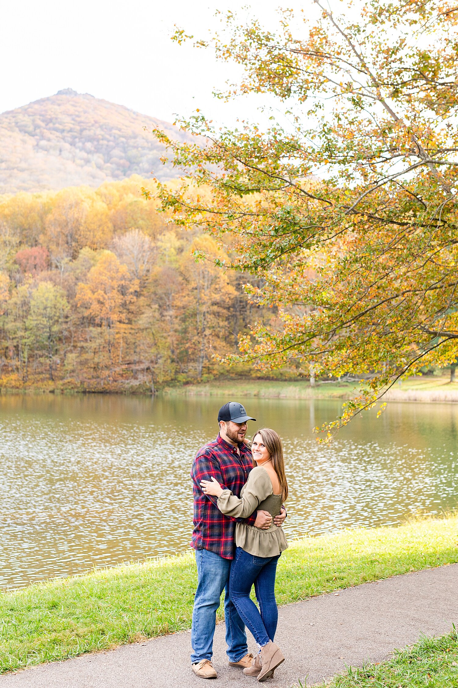 Peaks of Otter engagement session_4240.jpg