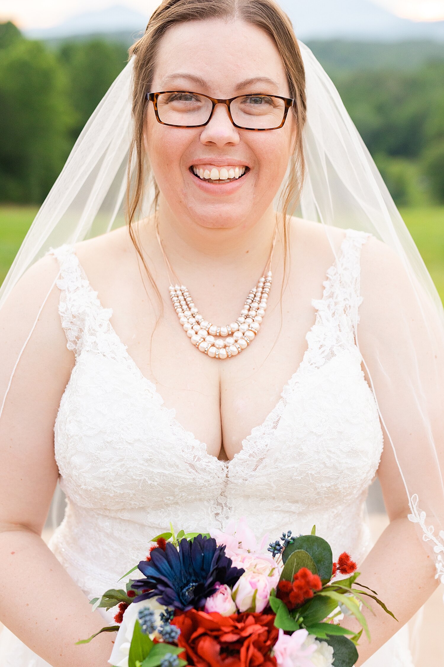 Glass Hill Venue Bridal Portraits_4591.jpg