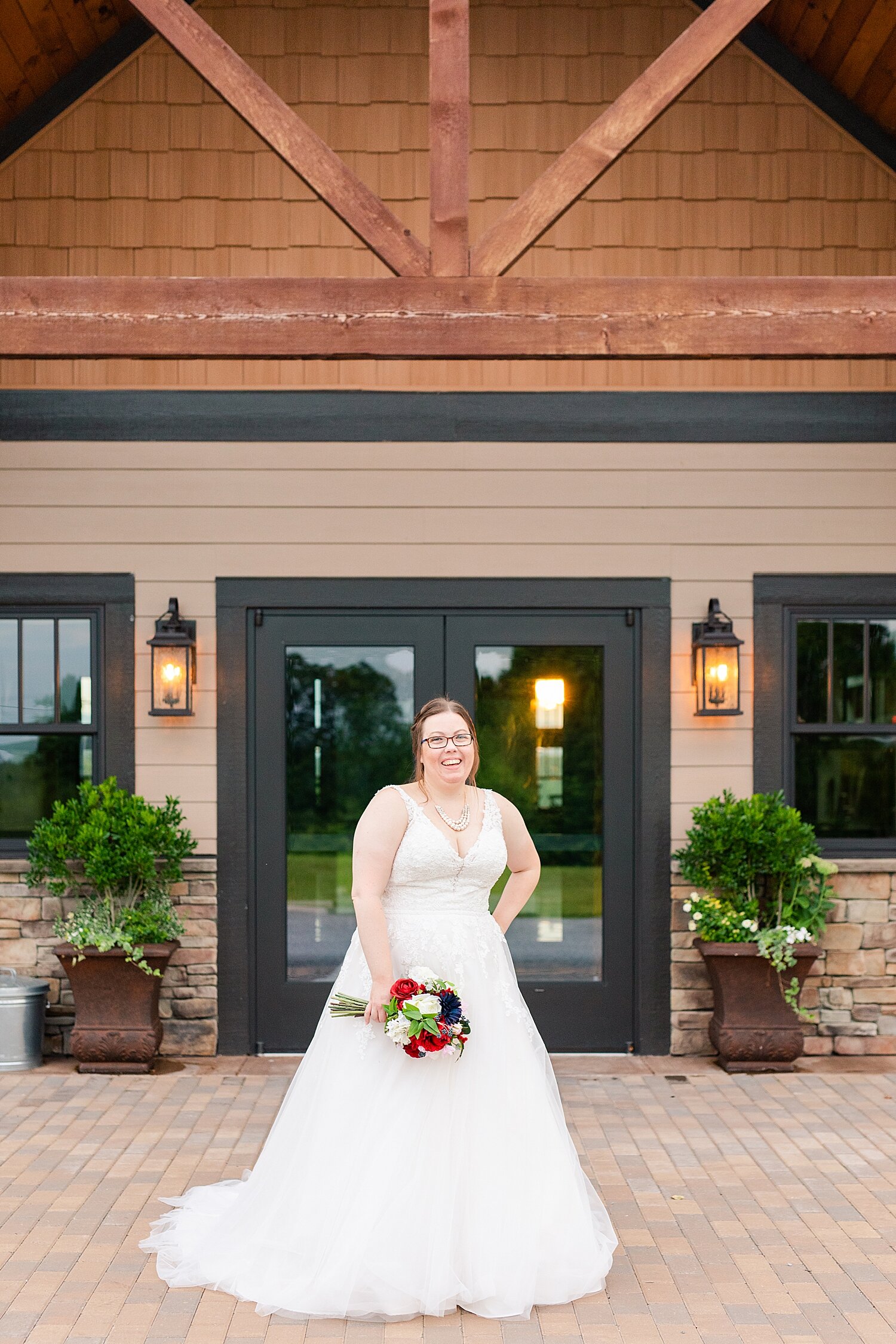 Glass Hill Venue Bridal Portraits_4593.jpg