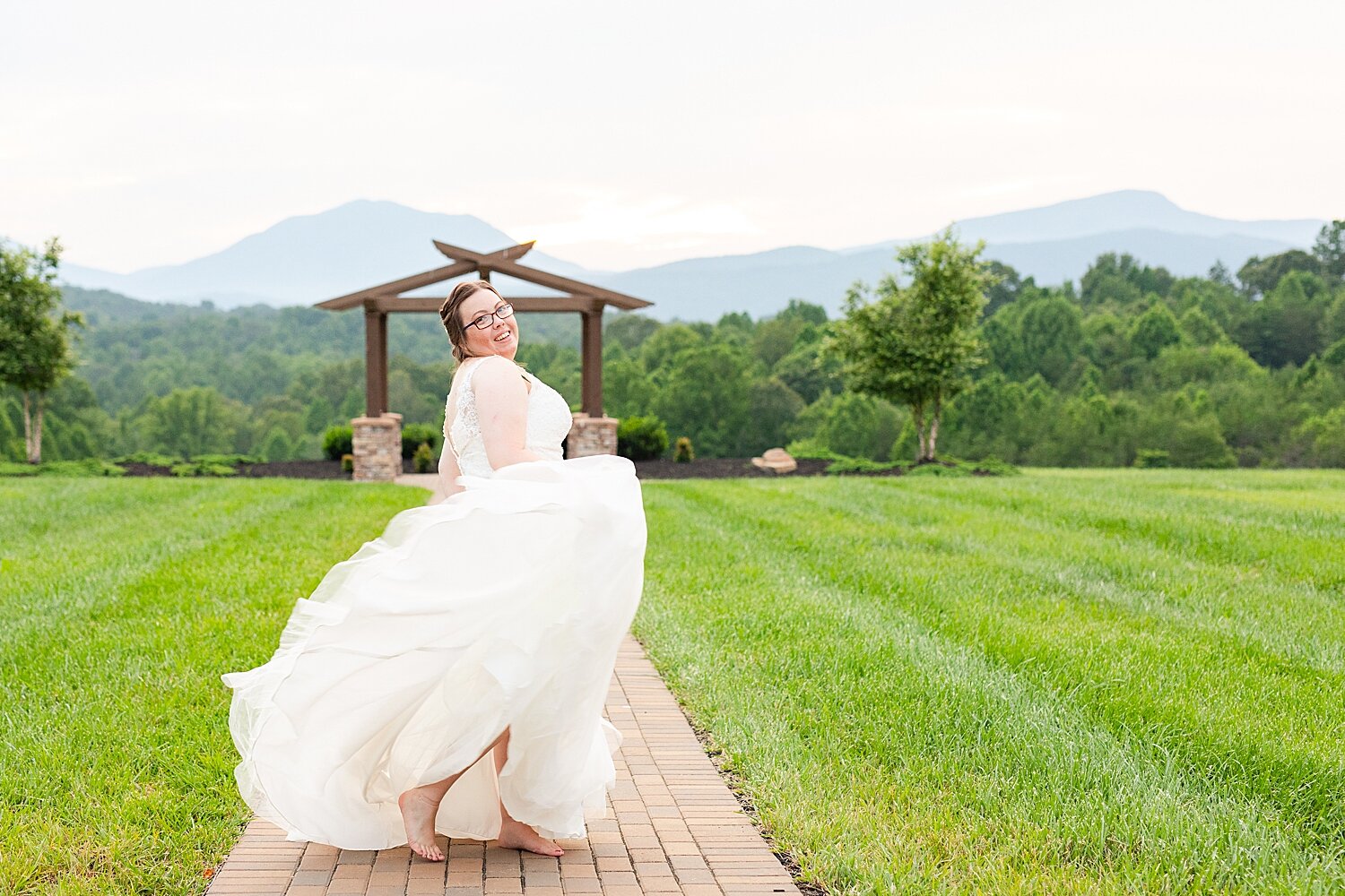 Glass Hill Venue Bridal Portraits_4594.jpg