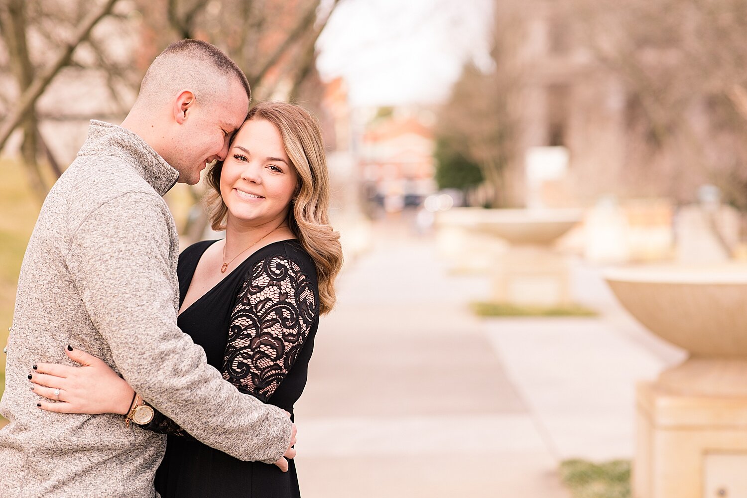 downtown roanoke engagement session_4760.jpg