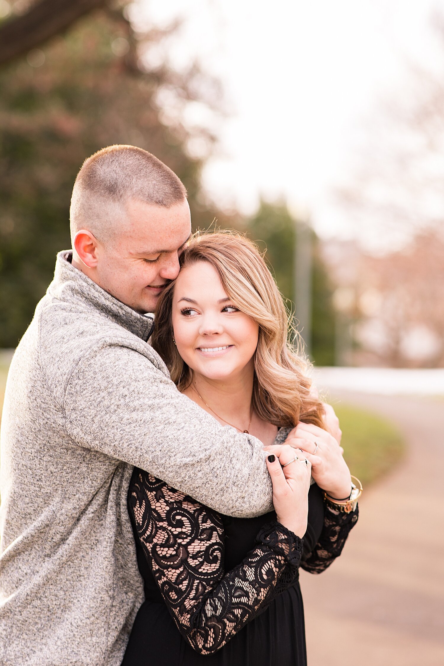 downtown roanoke engagement session_4776.jpg