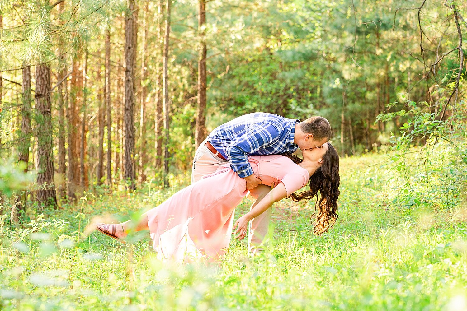 spring-lynchburg-engagement-session_5086.jpg