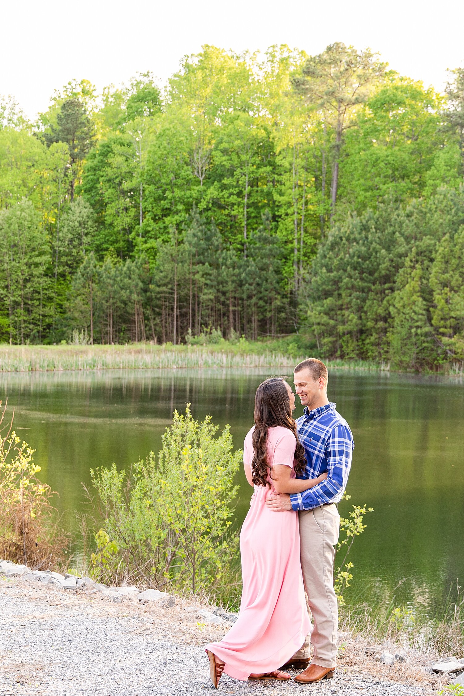 spring-lynchburg-engagement-session_5098.jpg