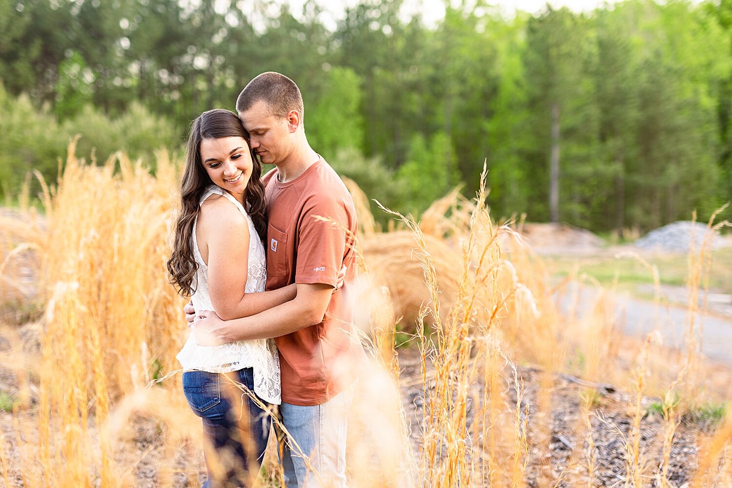 spring-lynchburg-engagement-session_5108.jpg