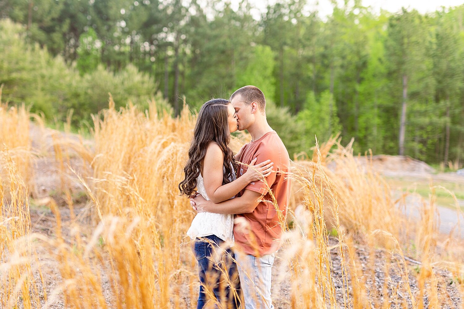 spring-lynchburg-engagement-session_5109.jpg