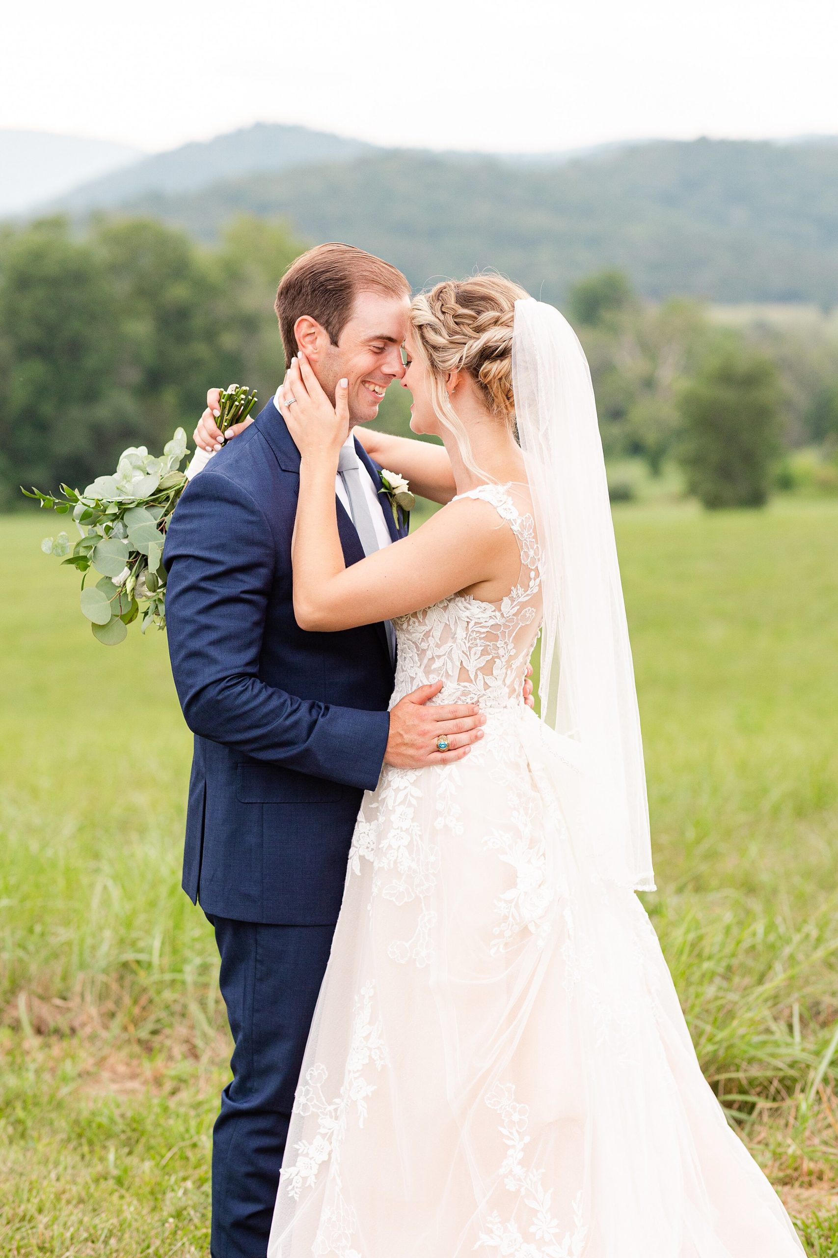 rustic wedding charlottesville_0620.jpg