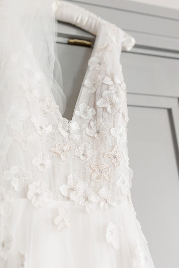 Elegant bridal details at the Virginian Hotel in Lynchburg, Virginia.