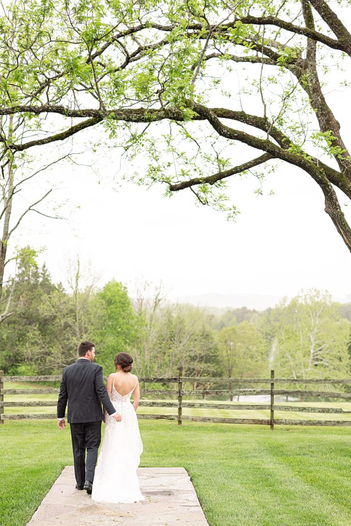 Rainy portraits after the first look with the bride and groom at Sorella Farms in Lynchburg, Virginia.