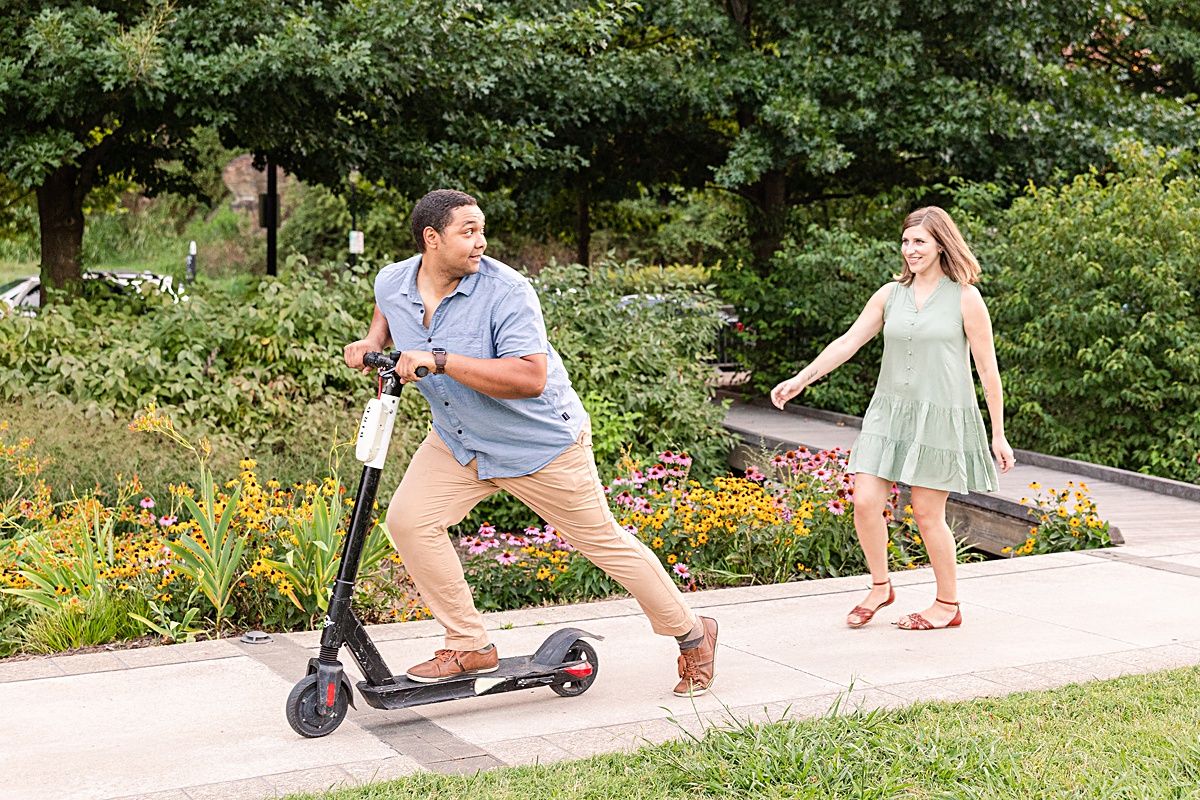 This downtown Lynchburg engagement session started out near their apartment in Wyndhurst but ended up downtown on the cobblestone streets! We loved having fun with these two in the hill city!